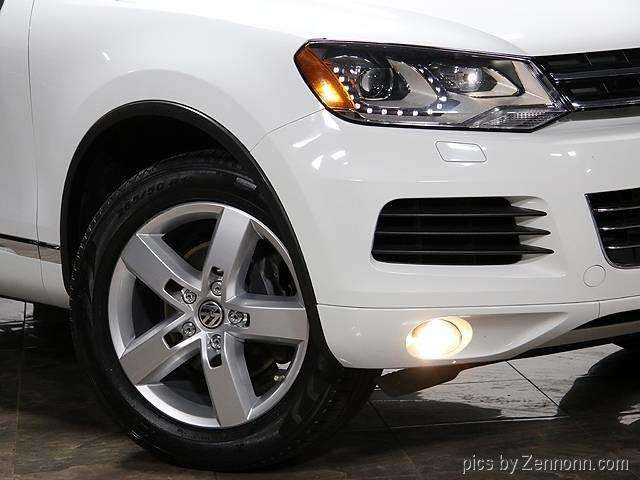 2014 Volkswagen Touareg LUX